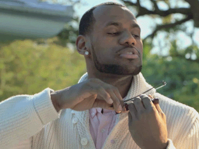 Lebron tiny violin
