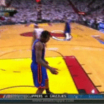 Amare helps Battier up