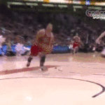 Derrick Rose Dunk on Goran Dragic