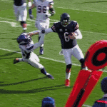 Jay Cutler Throws Ball to AJ Jefferson
