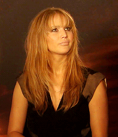 Jennifer-Lawrence-Confused-Face.gif