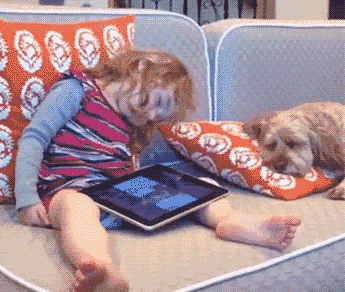 [Imagen: Dog-and-Girl-Falling-Asleep-on-Couch.gif]