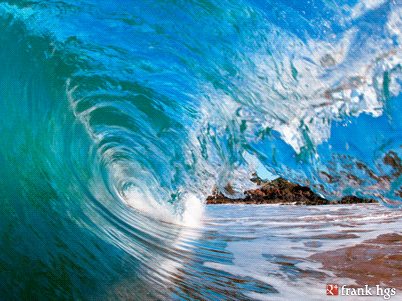Wave Crashing | Gifrific