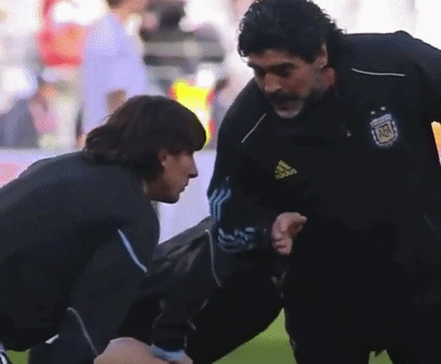 Diego Maradona Gives Advice to Lionel Messi Before the Game - Argentina Manager and Player Talking